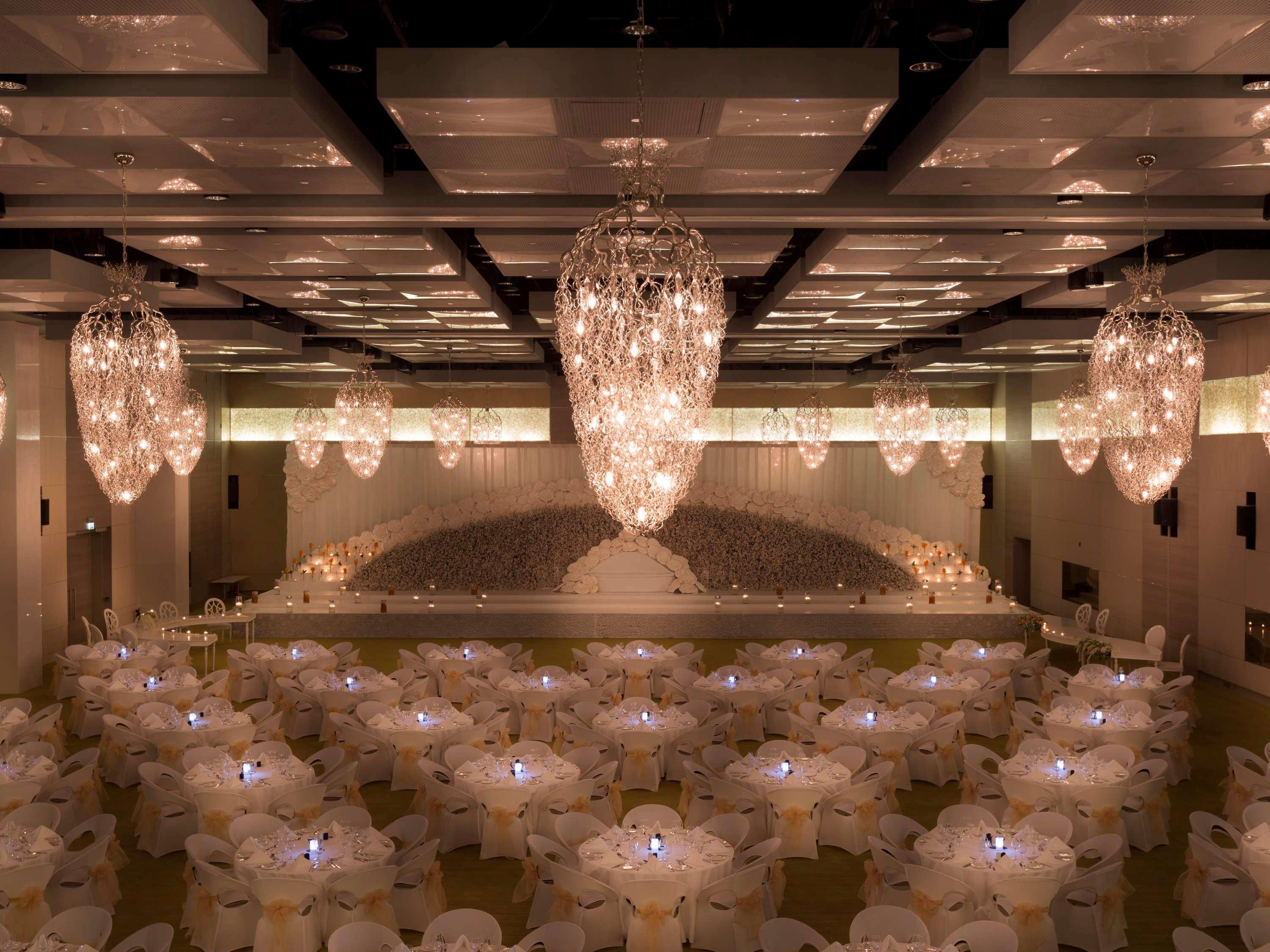 Adagio Abu Dhabi Al Bustan Aparthotel Exterior photo